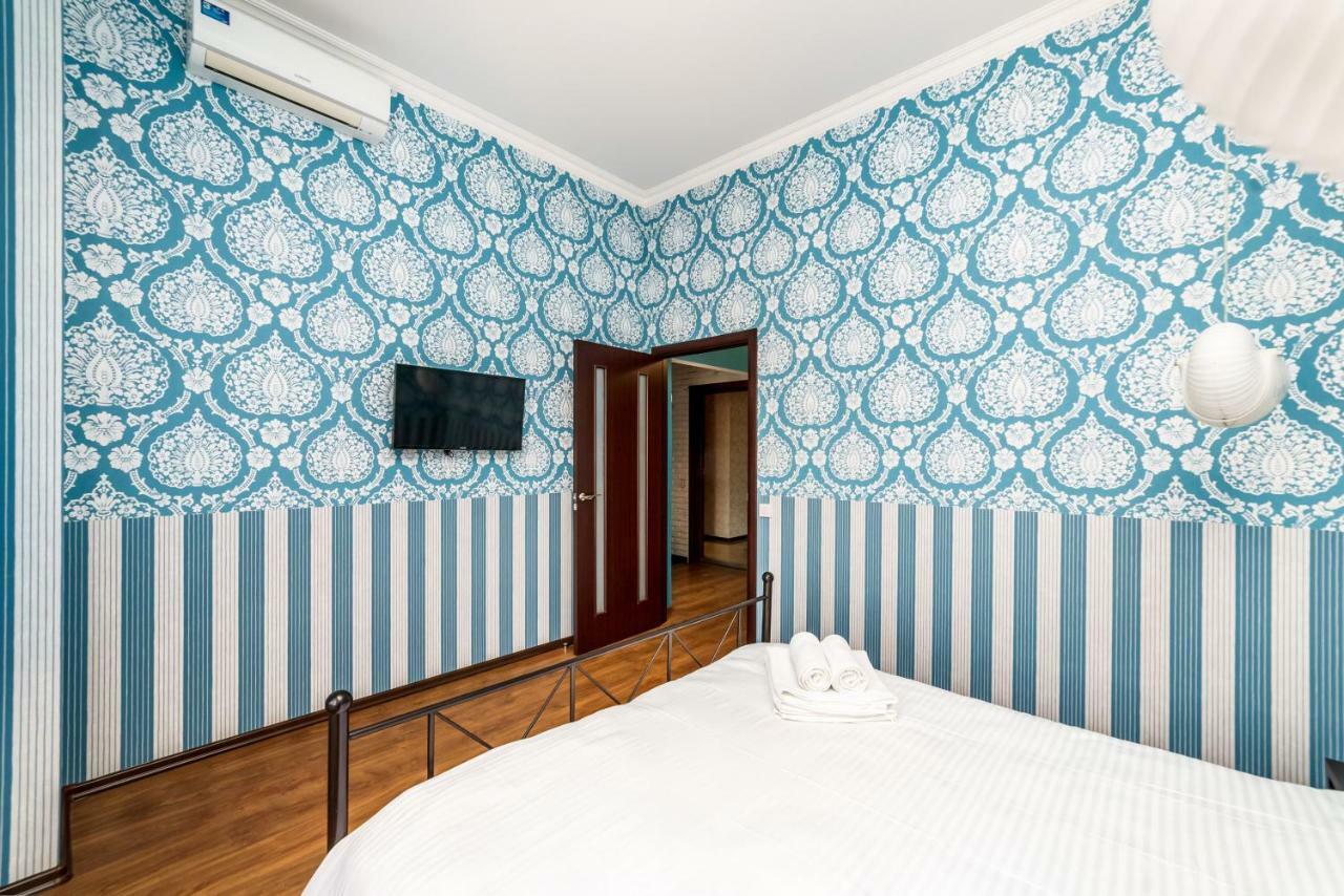 Stylish Apartment With A Balcony Overlooking The Park Odessa Exteriör bild