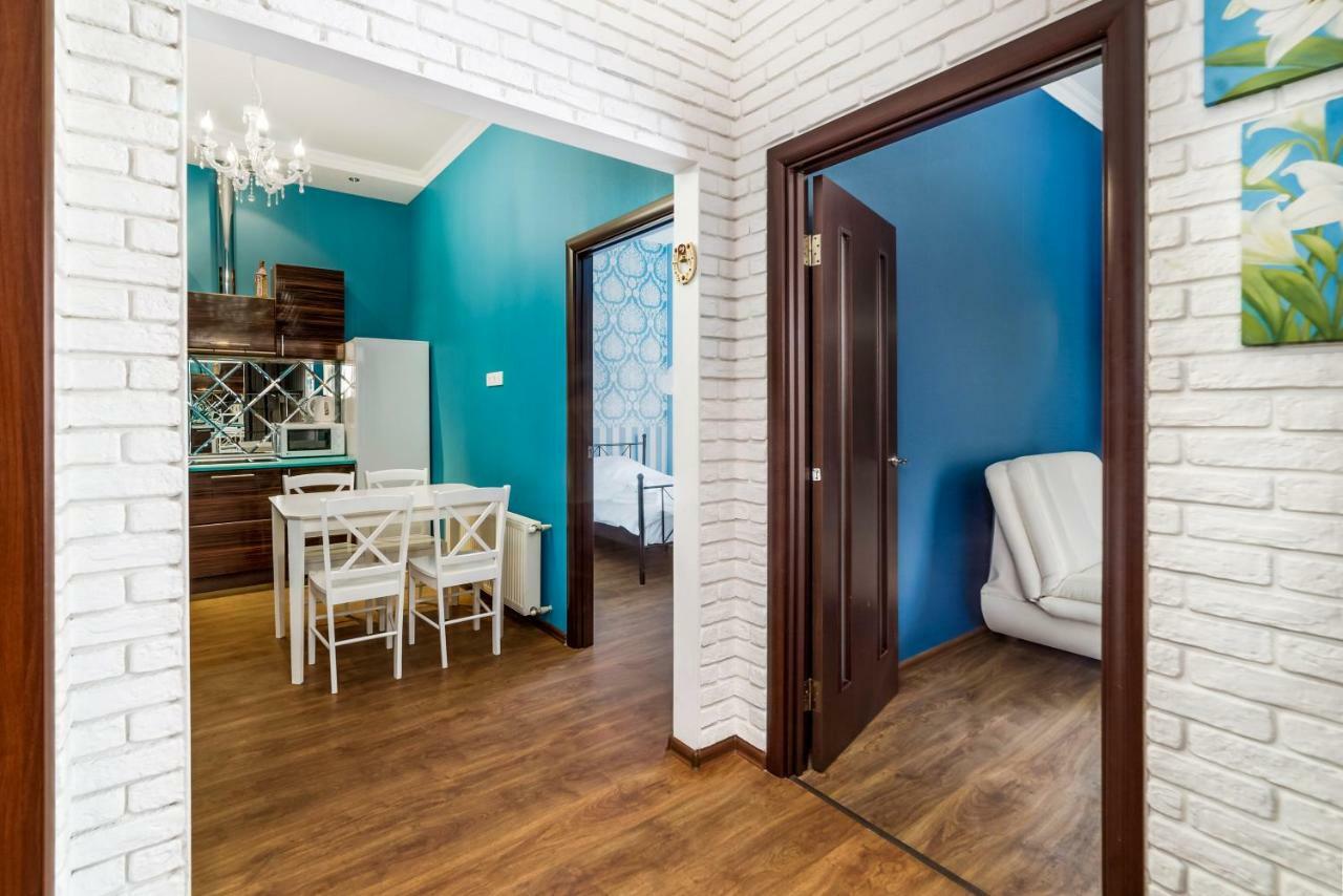 Stylish Apartment With A Balcony Overlooking The Park Odessa Exteriör bild